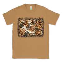 Toasted Coconut distressed leopard cowhide background Classic Tee - Jasminsmagicworld