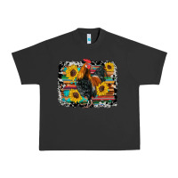 Pigment Black western rooster coop animals sunflowers cowhide serape wooden Urban Heavy Tee - Artiststas