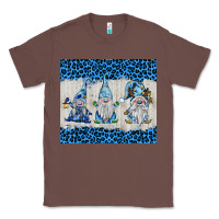 Chestnut snowy christmas gnomes Classic Tee - BarkalooDesign
