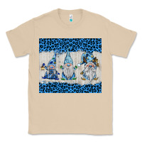 Mushroom snowy christmas gnomes Classic Tee - BarkalooDesign