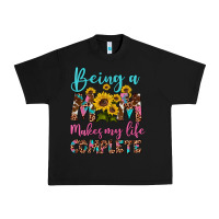 Black being a mom makes my life complete Urban Heavy Tee - Artiststas