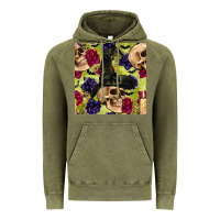 Vintage Olive halloween witch skull seamless pattern Vintage Hoodie - BundleAndBundleShop