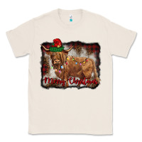 Natural merry christmas highland cow Classic Tee - BarkalooDesign