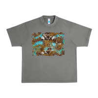 Tornado western leopards and turquoise with cowhide background Urban Heavy Tee - Artiststas