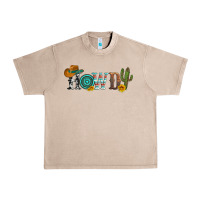 French Oak howdy with cowboy hat and cactus Urban Heavy Tee - Artiststas