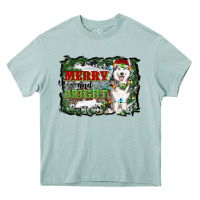Arona merry and bright husky farm  background Heavy Core Tee - RanaPortraitStore