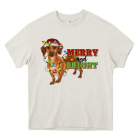 Cream merry and bright dachshund Heavy Core Tee - RanaPortraitStore