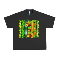 Pigment Black st patricks gnomes and cloves with leopard  brushstrokes Urban Heavy Tee - Artiststas