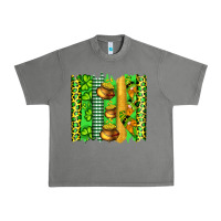 Tornado st patricks gnomes and cloves with leopard  brushstrokes Urban Heavy Tee - Artiststas