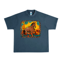 Midnight Navy can't be tamed horse with sunflowers turquoise gemstone western sunset Urban Heavy Tee - Artiststas