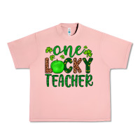 Salmon one lucky teacher Urban Heavy Tee - Artiststas