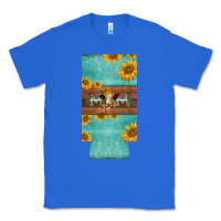 True Royal mom hereford cattle sunflowers on tooled leather slim can cooler Classic Tee - BarkalooDesign