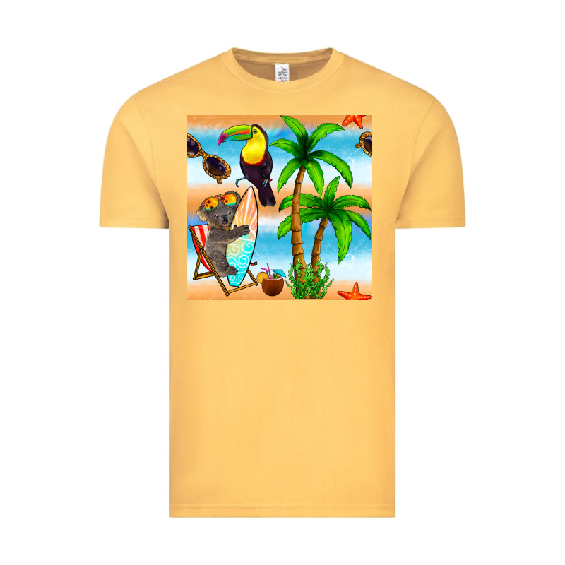 Tropical Animals Seamless Pattern Vintage Tee by BundleAndBundleShop | Teevron