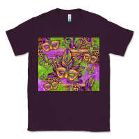 Plum mardi gras carnival masks and fleur de lis Classic Tee - Jasminsmagicworld