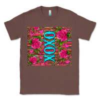 Chestnut xoxo valentine's day pink roses and hearts Classic Tee - Jasminsmagicworld