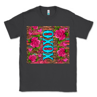 Smoke xoxo valentine's day pink roses and hearts Classic Tee - Jasminsmagicworld