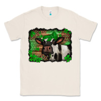 Natural st Patricks cow with leopard background holstein cow Classic Tee - Jasminsmagicworld