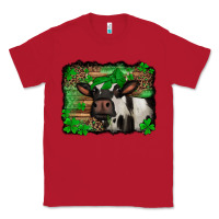Red st Patricks cow with leopard background holstein cow Classic Tee - Jasminsmagicworld