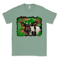 Sage st Patricks cow with leopard background holstein cow Classic Tee - Jasminsmagicworld