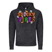 Vintage Black Spooky vibes Vintage Hoodie - Artiststas