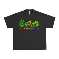 Pigment Black peace love st patty's day Urban Heavy Tee - Artiststas