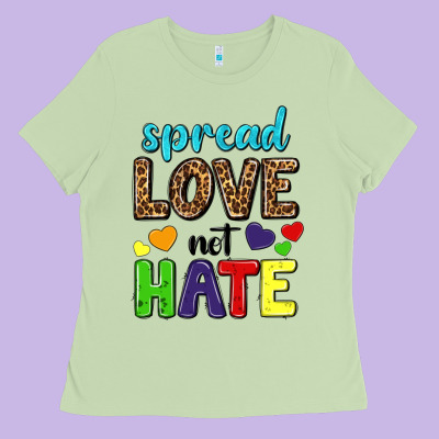 Ladies Tee spread love not hate
