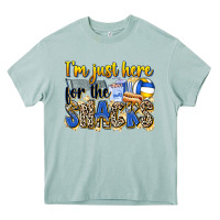 Arona i'm just here for the snacks volleyball Heavy Core Tee - Zillion Design Studio