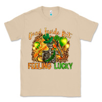 Mushroom dead inside but feeling lucky Classic Tee - NancyCooperArtShop