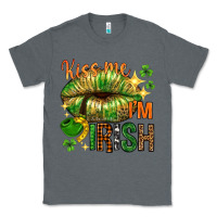 Charcoal Heather kiss me im irish with lip Classic Tee - NancyCooperArtShop