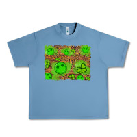 Pebble Blue shamrock glitter leopard and wood background Urban Heavy Tee - Artiststas