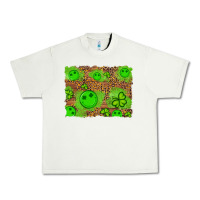 Pistachio shamrock glitter leopard and wood background Urban Heavy Tee - Artiststas