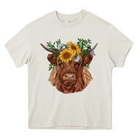 Cream highland cow with sunflowers Heavy Core Tee - RanaPortraitStore