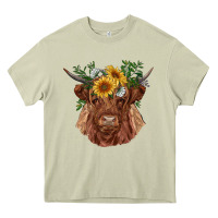Mossy highland cow with sunflowers Heavy Core Tee - RanaPortraitStore