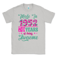 Moon Dust made in 1952, 70 years of being awesome kopya Classic Tee - Jasminsmagicworld