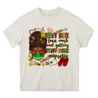 Cream messy bun face mask & getting stuff done  #nurselife Heavy Core Tee - Zillion Design Studio
