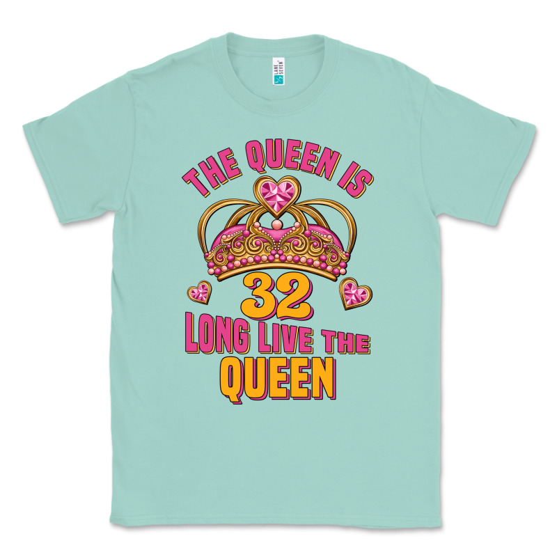 The Queen Is 32 Long Live The Queen Kopya Classic Tee by Jasminsmagicworld | Teevron
