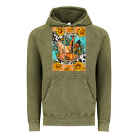 Vintage Olive fall coop animals Vintage Hoodie - Artiststas