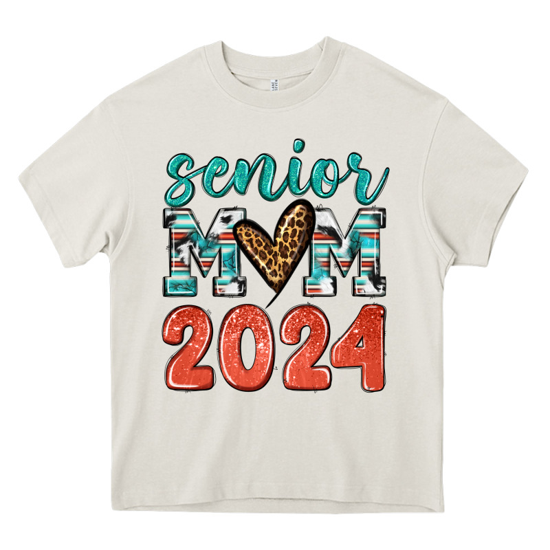 Senior Mom 2024 Tbw Heavy Core Tee by texasbilliewilder | Teevron