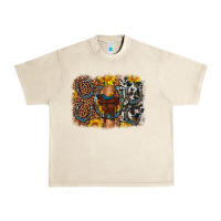Sandshell saddle sunflower horseshoe cowhide leopard background Urban Heavy Tee - Artiststas