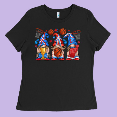 Ladies Tee basketball gnome