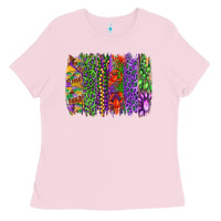 Bubblegum Pink Mardi gras brush strokes king cake and craw fish Ladies Tee - RanaPortraitStore