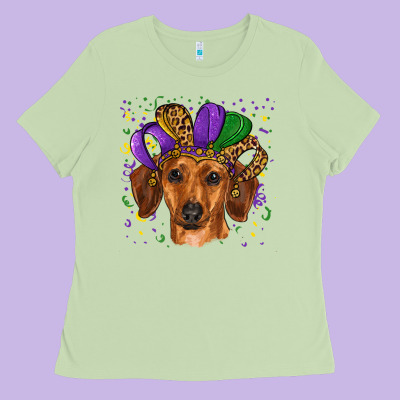 Ladies Tee mardi gras hat dachshund