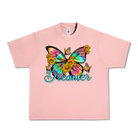 Salmon dreamer with Butterfly and sunflowers Urban Heavy Tee - Artiststas
