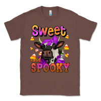 Chestnut sweet and spooky halloween cow Classic Tee - Jasminsmagicworld