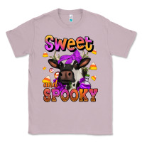 Lilac sweet and spooky halloween cow Classic Tee - Jasminsmagicworld