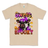 Mushroom sweet and spooky halloween cow Classic Tee - Jasminsmagicworld