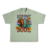Oil Green hippie soul with caravan and flowers Urban Heavy Tee - Artiststas