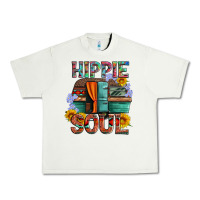 Pistachio hippie soul with caravan and flowers Urban Heavy Tee - Artiststas