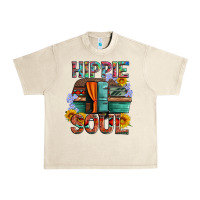 Sandshell hippie soul with caravan and flowers Urban Heavy Tee - Artiststas