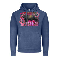 Vintage Denim be mine black angus bull Vintage Hoodie - RanaPortraitStore